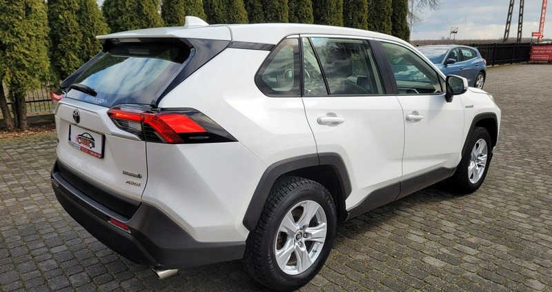 Toyota RAV4 cena 116900 przebieg: 153998, rok produkcji 2019 z Chęciny małe 781